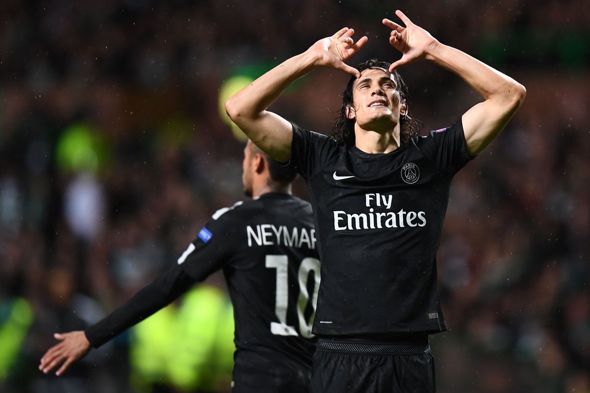 开云体育APP下载-希腊鏖战乌拉圭，伊布点燃赛场